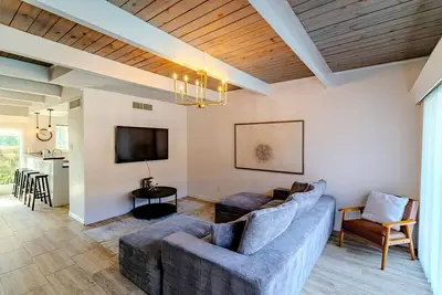 Image de Private apartment near med center