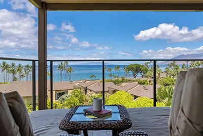 Image de Walk to the Beach, Shops, Pool | Wailea Elua 2008