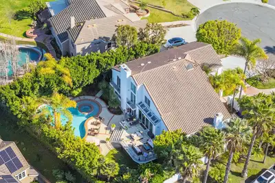 Image de Hot Tub, Pool, Luxury Oasis, Sunsets, Pure Relaxation