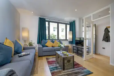 Image de Mariner's Retreat is a beautifully presented contemporary townhouse