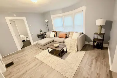 Image de Luxe charming  2-bedroom apartment in Rochester