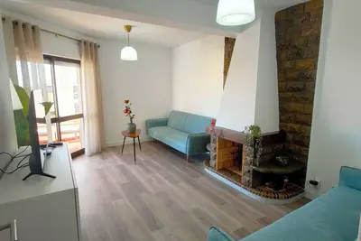 Image de Peniche · Appartement Moderne et Confortable pour Séjour Long☕Plage Supertubos