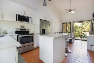 Image de Bright & Beautiful 2 Bed, 2 Bath condo w King Bed, Ac & 7 pools-Coco Beach, Cr