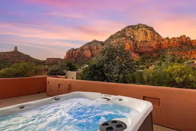 Image de Rooftop Hot Tub & Epic Red Rock Views