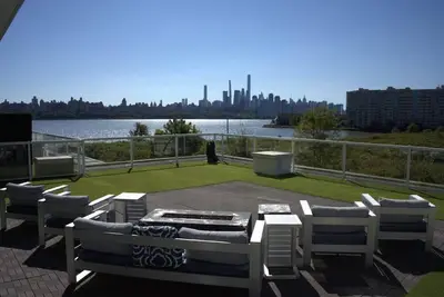 Modern Edgewater Escape | River Views