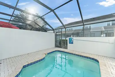 Image de Private Pool w/ Free Pool Heat | Star Wars Room | Near Disney |Resort Community