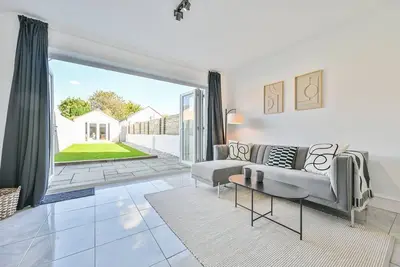 Image de The Grove by Tŷ Sa