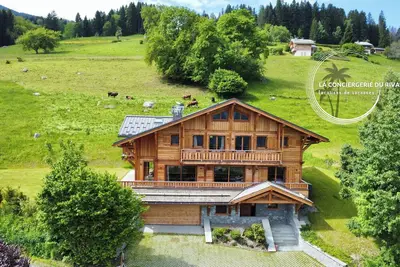 Image de Chalet neuf La Marmotière • Vue sur le Mont Blanc