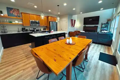 Image de Family-Friendly Mountain Modern Townhome in Driggs