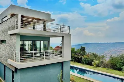 Image de Maison Lumière - Elegant 3-floor villa in Kigali