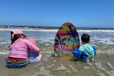 Image de Island Home. 15 mins to Tybee Beach & Downtown.