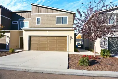 Image de Modern 3br Home in Meridian - King Suite - Comfort