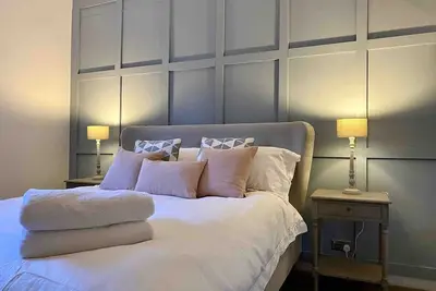 Image de The Bishy by Chateau Anna, city centre free parking