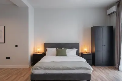 Image de 2br Apt w/ Access To Jacuzzi Sauna And Rooftop Views 230