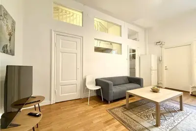 Image de City Center 2br Apt - Perfect for Workers & family