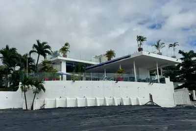 Image de Luxury Beach front 7-bedroom house with Ac in Playa Coronado Panama