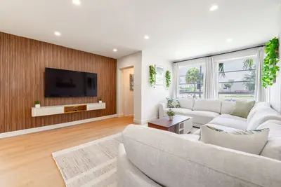 Image de Full remodeled/3Bed/2Bath in Central Miami