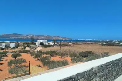 Image de \"A sunny house with 2 bedrooms, private pool, parking and sea view to Antiparos