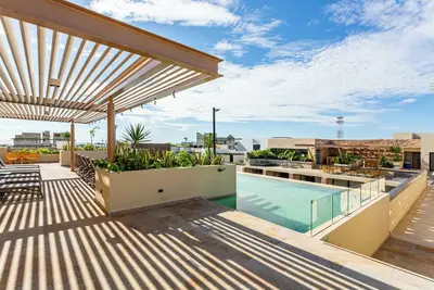 Image de Great Loft, one block supermarket, 3 to the 5t ave, nice pool