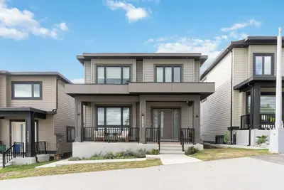 Image de Cute, Clean, Modern Suite in a House - Great Area!