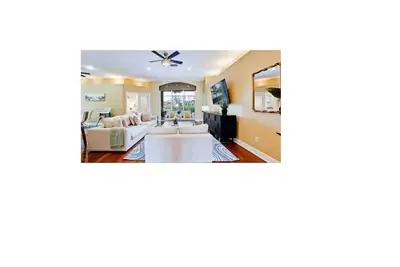 Image de Serenity & Luxury: Waterfront Oasis w Private Pool. Sleep 12