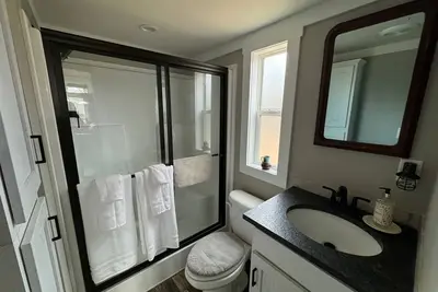 Image de Among the Laurels  - New Tiny Home by The Caverns