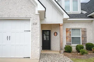 Image de The Eagle's Nest in Farmville!