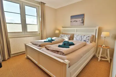 Image de Villa Westend - Apartment 2 is located on the second floor of a well-kept building.