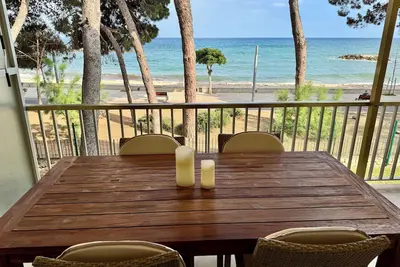 Image de Exclusive Seafront Property