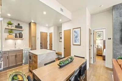 Image de The Powder Nest | Includes Two 1-Day Lift Tickets