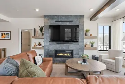 Image de Slopeside Solace | Includes Two 1-Day Lift Tickets