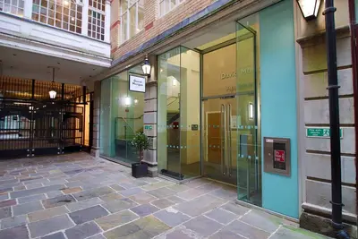 Image de Stylish 2-Bedroom Apartment in Cardiff City Centre