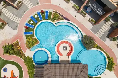 Image de Steps to Beach & Ritz | Porta Al Sole by Bocobay