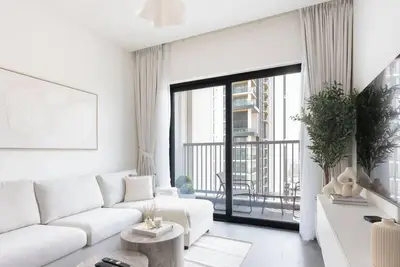 Image de StayShort - Meydan Apartment Sleeps 5 in a Great Location!