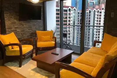 Image de Cozy 2-bedroom condo in the heart of Makati!