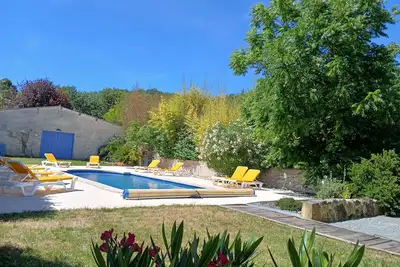 Image de Maison de Vacances 'Jasmin' avec Vue sur la Montagne, Piscine Commune et Wi-Fi