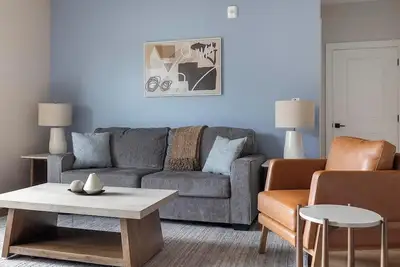 Image de Landing | Stunning 2bd, Pool, Clubhouse