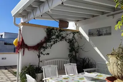 Image de Appartement 'Dimora Benedetta' avec vue sur la mer, Wi-Fi et climatisation