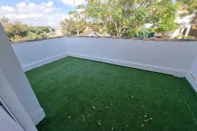 Image de Hidden Gem between Mountains & Sea