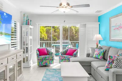 Image de Brand new condos on the West end of Sanibel! Deeded beach access!