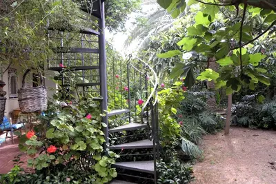 Image de Garden Suite: Your Fantastic Holiday in a Quaint Village Near the Beach!