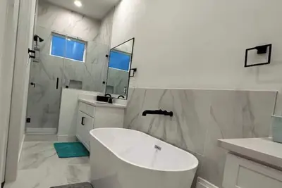Image de Cozy & Luxury 3br for Families, Nurses & Groups