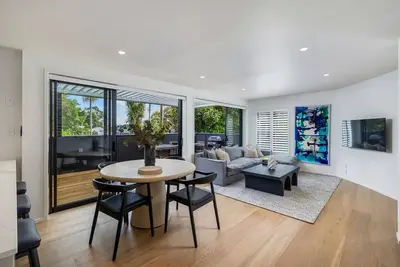 Image de Architecturally Designed Grey Lynn Oasis