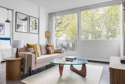 Image de Blueground | Auteuil, view, nr Parc des Princes