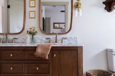 Image de Designer Game Day Stay by Kyle Field