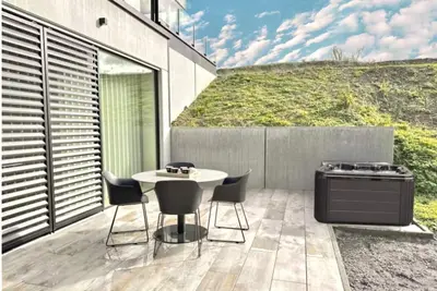 Image de Appartement de luxe avec baignoire spa à Durbuy