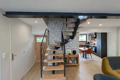 Image de Maison rénovée avec terrasse et balcon à Polignac