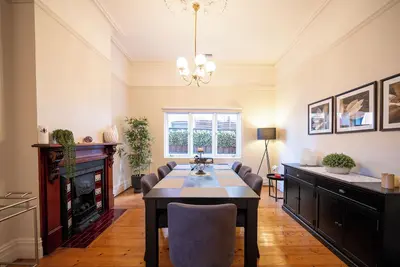 Image de Stylish Edwardian Home. Only 5min walk to trendy bars, restaurants and much more