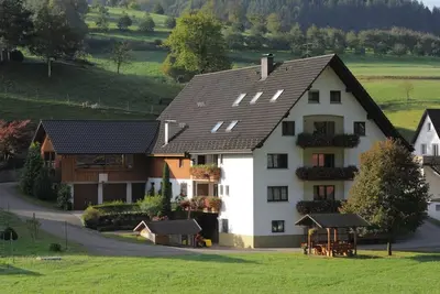 Image de Appartement de vacances 'Bergfranzenhof' avec terrasse commune, balcon et Wi-Fi