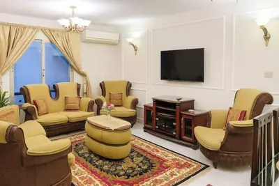 Image de Family-Friendly 2br Apt | Rehab Center